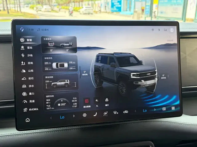 BYD FangChengBao Leopard 5 — Фото автомобиля 18