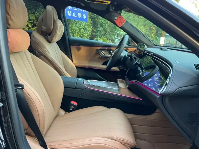 Mercedes-Benz E-Class — Фото автомобиля 13