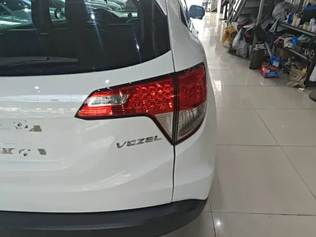 Honda Vezel — Фото автомобиля 7