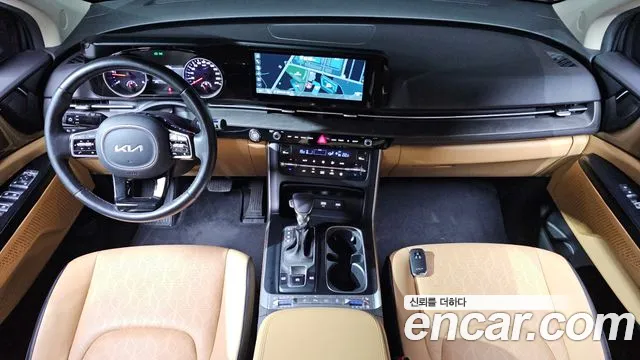 Kia Carnival Generation 4 — Фото автомобиля 7
