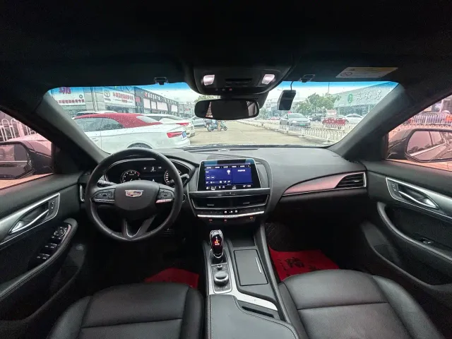 Cadillac CT5 — Фото автомобиля 5