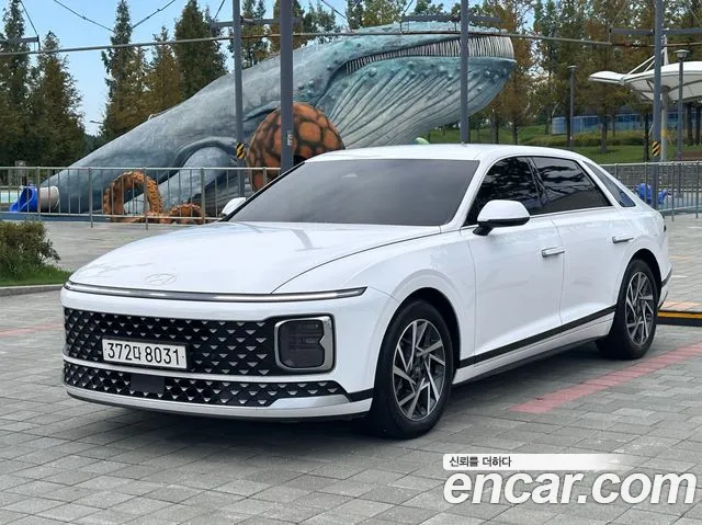 Hyundai Grandeur GN7 — Фото автомобиля 3