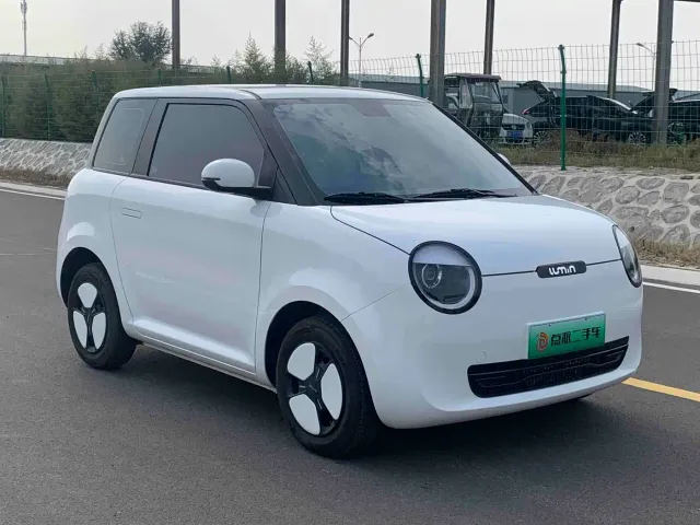 Changan Lumin — Фото автомобиля 3