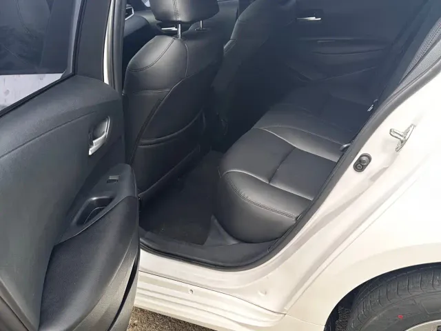 Toyota Corolla — Фото автомобиля 10