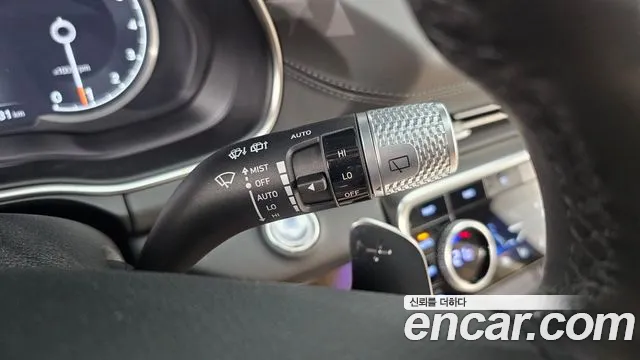 Genesis GV80 — Фото автомобиля 30