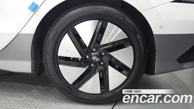 Hyundai Ioniq 6 — Фото автомобиля 6