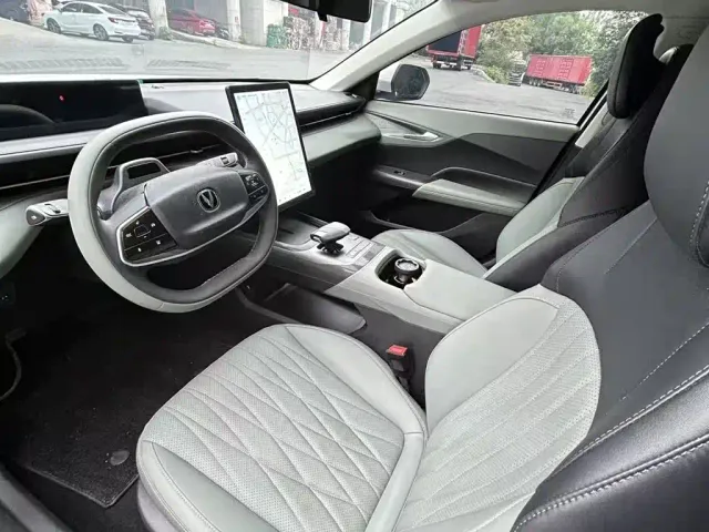Changan Lamore — Фото автомобиля 14