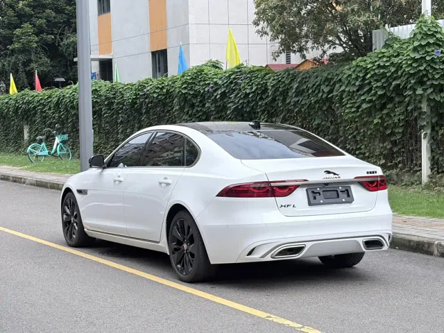 Jaguar XFL — Фото автомобиля 4
