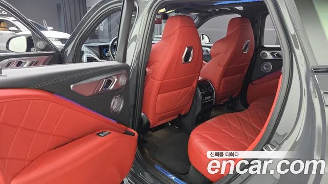 BMW XM — Фото автомобиля 11