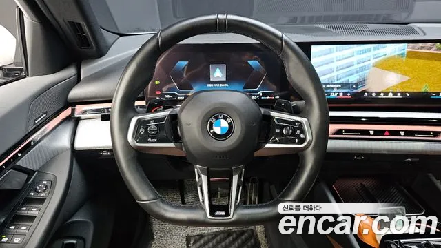 BMW 5 Series G60 — Фото автомобиля 19