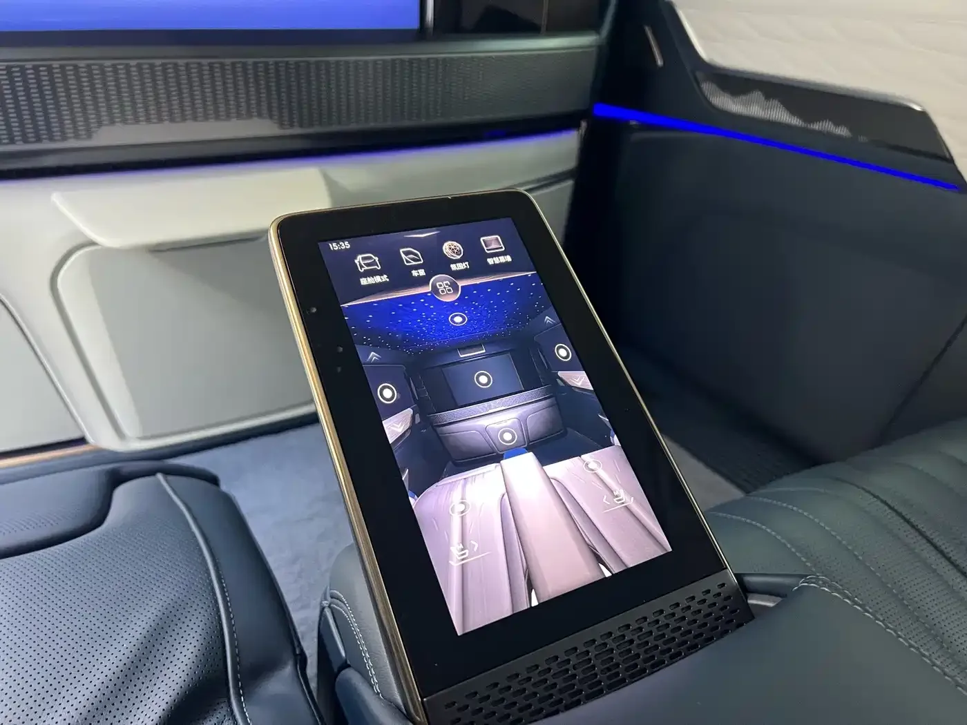 Buick Century 2023 2.0T 4-Seat Private Edition — Фото автомобиля 22