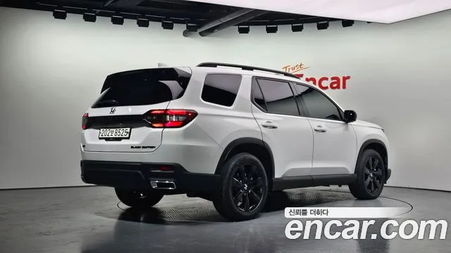 Honda Pilot — Фото автомобиля 2