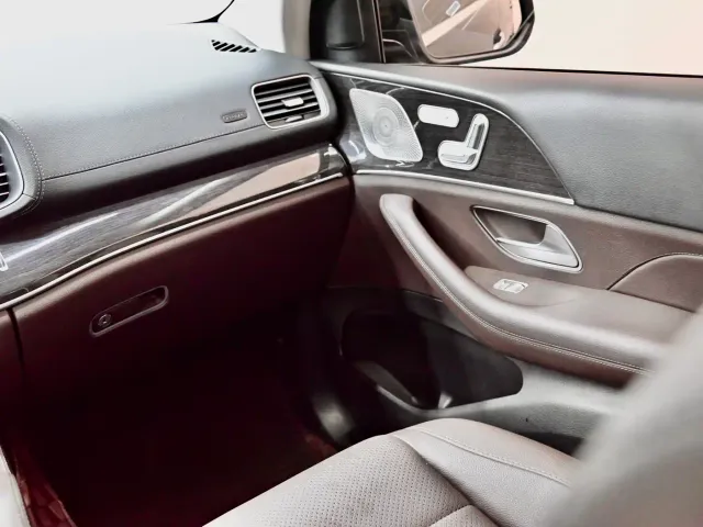 Mercedes-Benz GLE-Class — Фото автомобиля 10