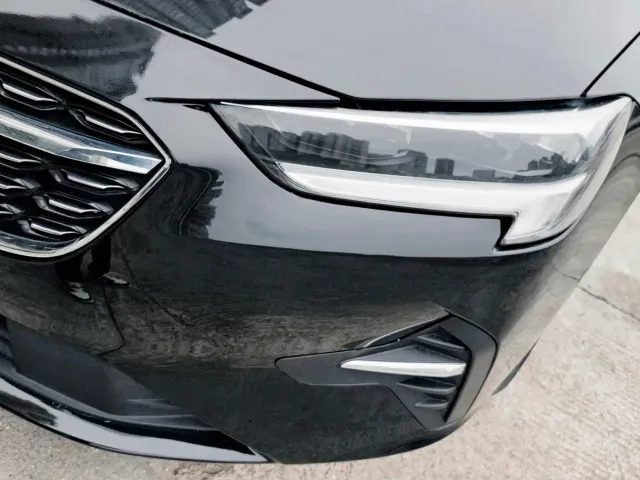 Buick Regal — Фото автомобиля 10