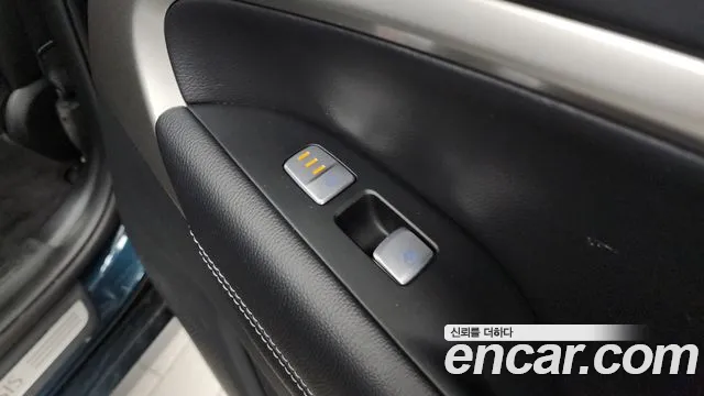 Genesis G70 Новый G70 Бензин 2.5T 4WD — Фото автомобиля 17
