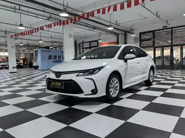 Фотография автомобиля — Toyota Corolla
