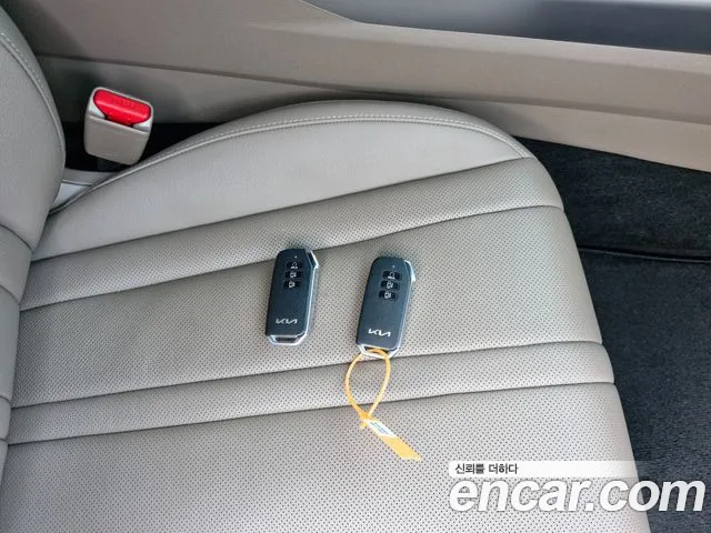Kia K8 — Фото автомобиля 17