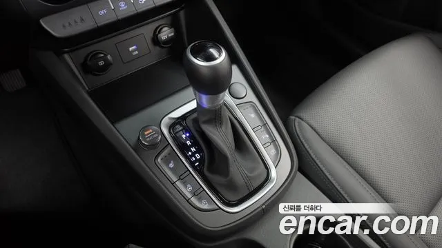 Hyundai Kona New — Фото автомобиля 12