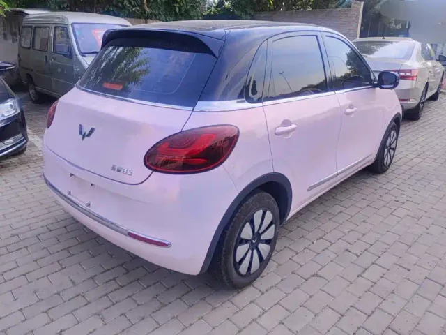 Wuling Bingo — Фото автомобиля 3