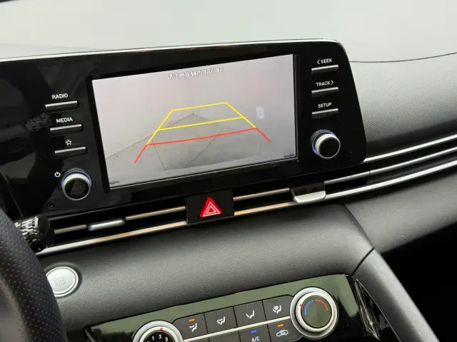 Hyundai Elantra — Фото автомобиля 17