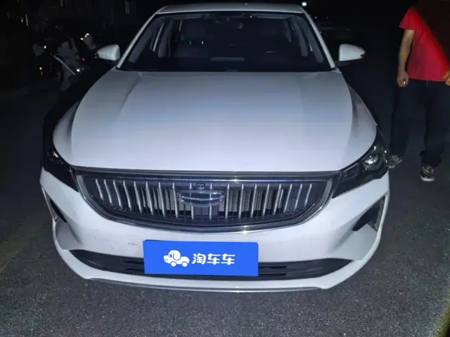 Geely Emgrand — Фото автомобиля 2