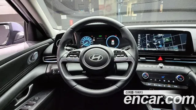Hyundai AVANTE Новый Avante (CN7) — Фото автомобиля 14
