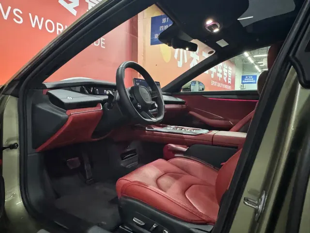 Xiaomi SU7 — Фото автомобиля 23