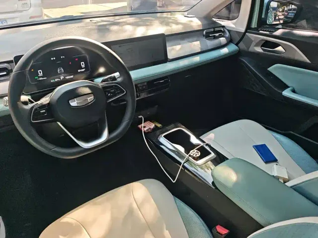 Geely Geometry E Firefly — Фото автомобиля 11