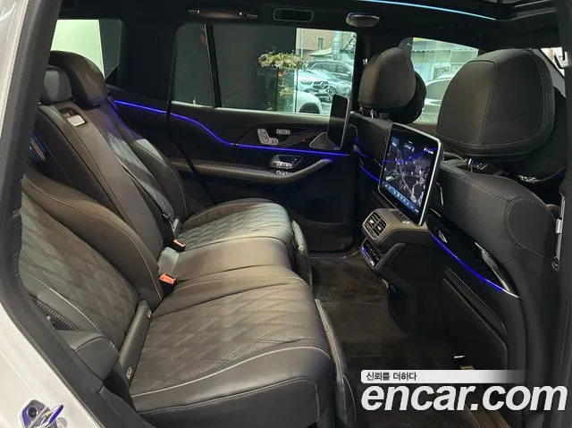 Mercedes-Benz GLS-Class — Фото автомобиля 11