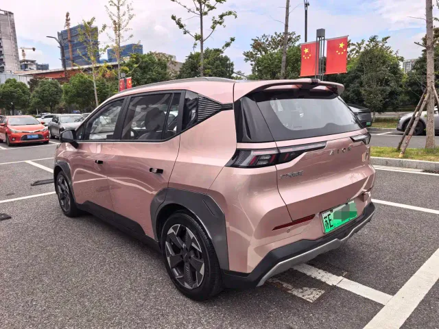 GAC Aion Y — Фото автомобиля 17