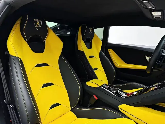 Lamborghini Huracan — Фото автомобиля 6