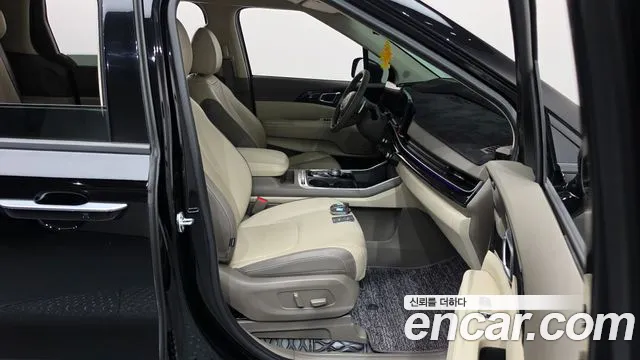 Kia Carnival Generation 4 — Фото автомобиля 15