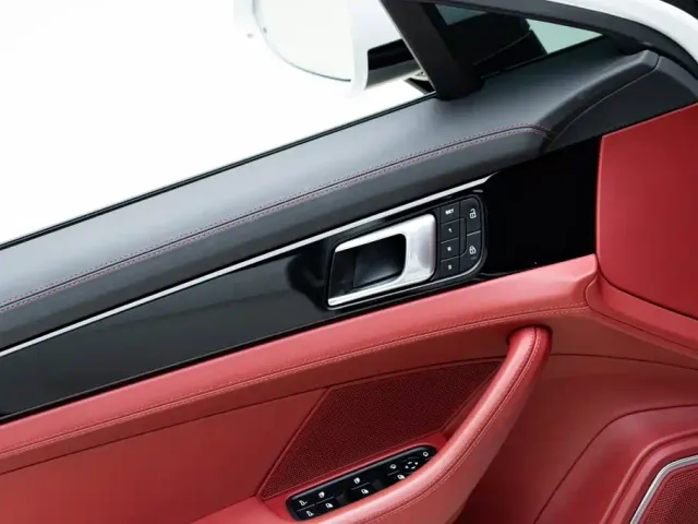 Porsche Panamera — Фото автомобиля 16