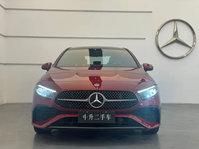 Mercedes-Benz A-Class — Фото автомобиля 4