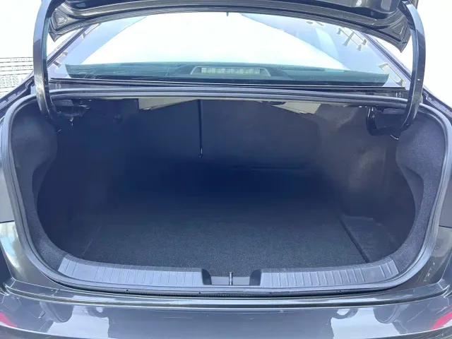 Volkswagen Sagitar — Фото автомобиля 16