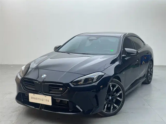 Фотография автомобиля — BMW M235L