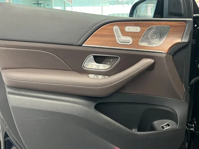 Mercedes-Benz GLS-Class — Фото автомобиля 7