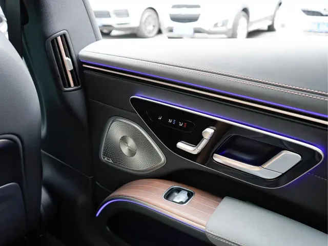 Mercedes-Benz EQS — Фото автомобиля 19