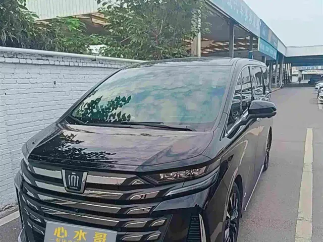 Toyota Vellfire — Фото автомобиля 3