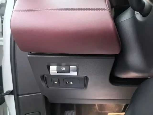 Land Rover Range Rover Evoque — Фото автомобиля 19