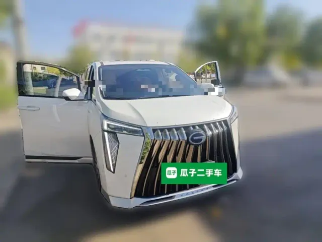 GAC Trumpchi E9 — Фото автомобиля 24
