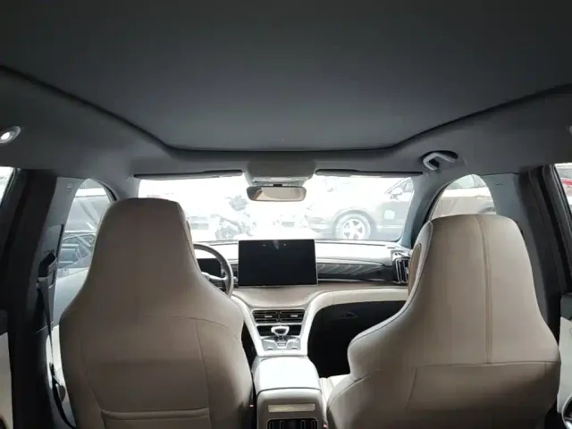 BYD Song Pro — Фото автомобиля 17