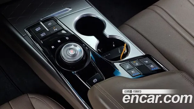Kia K8 K8 Hybrid — Фото автомобиля 12