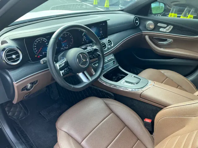 Mercedes-Benz E-Class — Фото автомобиля 5
