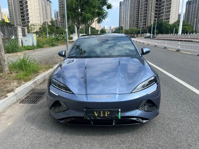 BYD Seal — Фото автомобиля 2