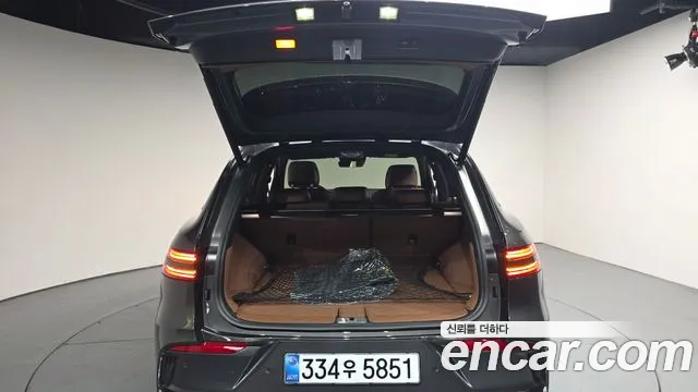 Genesis GV70 2.5T Бензин 2WD — Фото автомобиля 20