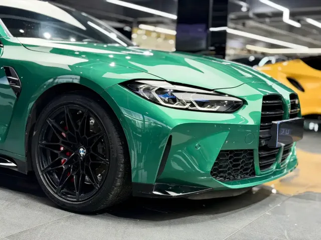 BMW M4 — Фото автомобиля 4