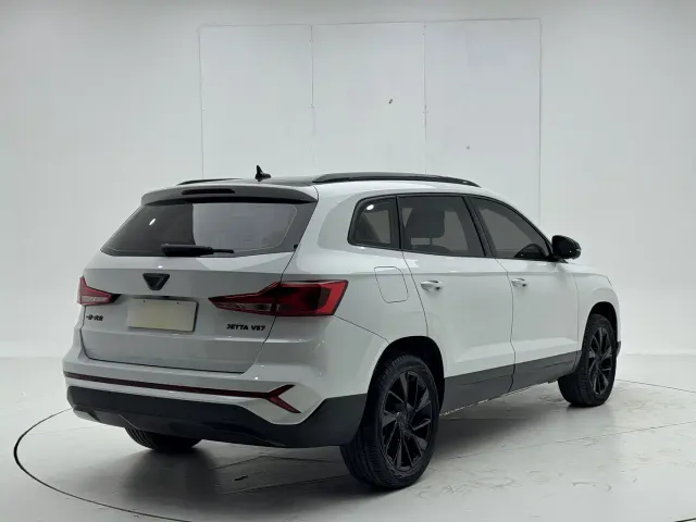 Jetta VS7 — Фото автомобиля 4