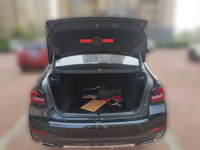 BMW 5 Series — Фото автомобиля 20