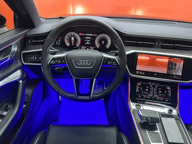 Audi A6L — Фото автомобиля 14